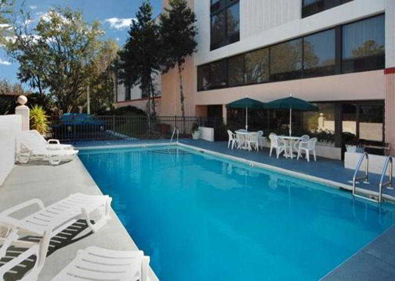 Quality Inn & Suites Талахаси Екстериор снимка