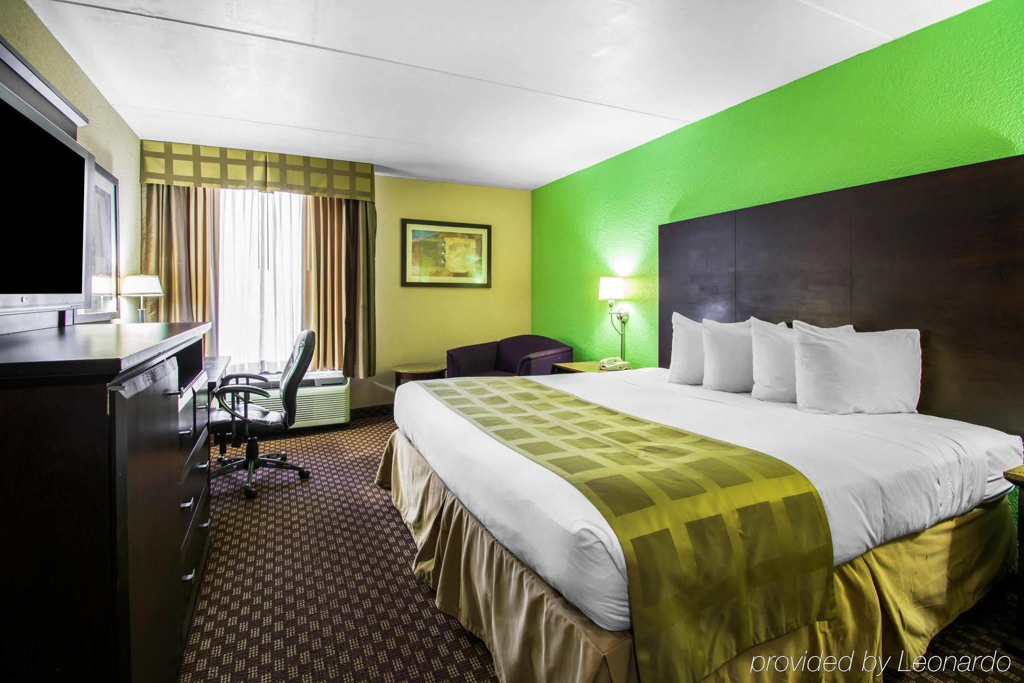 Quality Inn & Suites Талахаси Екстериор снимка
