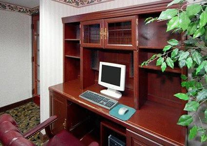 Quality Inn & Suites Талахаси Екстериор снимка